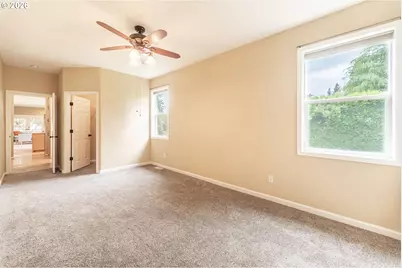 39475 Hood St, Sandy, OR 97055 - Photo 17