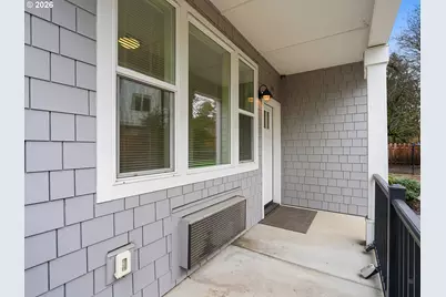 114 NE 109th Ave, Portland, OR 97220 - Photo 3