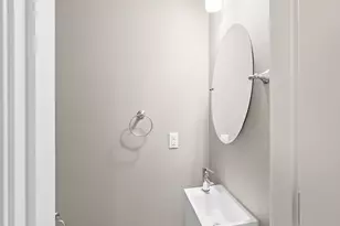 114 NE 109th Ave, Portland, OR 97220 - Photo 17