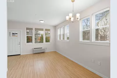 114 NE 109th Ave, Portland, OR 97220 - Photo 11