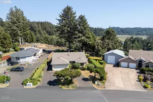989 NW Estate Dr, Seal Rock, OR 97376 - Photo 29