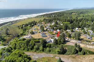 989 NW Estate Dr, Seal Rock, OR 97376 - Photo 31