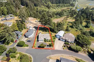 989 NW Estate Dr, Seal Rock, OR 97376 - Photo 31