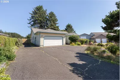 989 NW Estate Dr, Seal Rock, OR 97376 - Photo 29