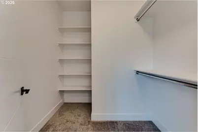 2624 Gilham Rd, Eugene, OR 97408 - Photo 17