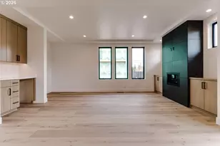 2624 Gilham Rd, Eugene, OR 97408 - Photo 11