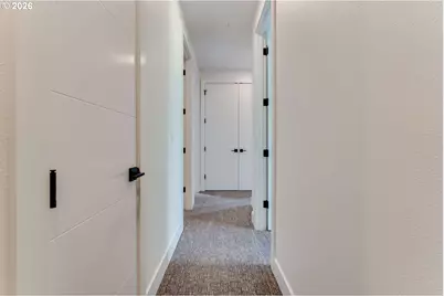 2624 Gilham Rd, Eugene, OR 97408 - Photo 15