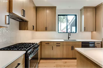 2624 Gilham Rd, Eugene, OR 97408 - Photo 9