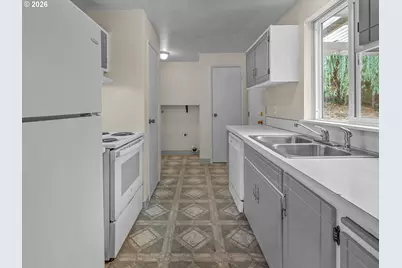 18395 SW Salix Ridge St, Beaverton, OR 97006 - Photo 13