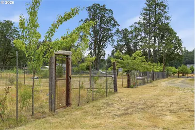 24137 Warthen Rd, Elmira, OR 97437 - Photo 39