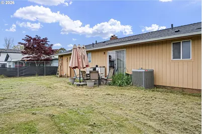 375 Park Ln, Harrisburg, OR 97446 - Photo 29
