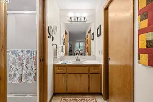 14819 NE Sacramento St, Portland, OR 97230 - Photo 15