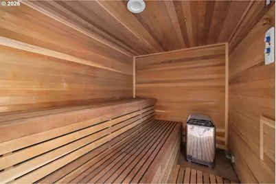 2021 SW Main St #11, Portland, OR 97205 - Photo 27