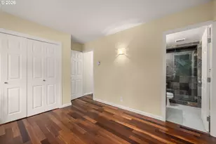 2021 SW Main St, Portland, OR 97205 - Photo 13