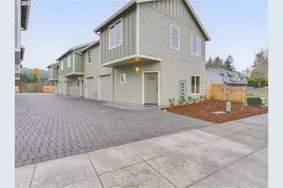 14362 SE Knight St, Portland, OR 97236 - Photo 1