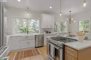 2491 Suncrest Ave, Eugene, OR 97405 - Photo 5