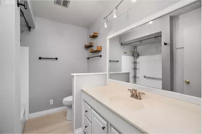 4460 SW Scholls Ferry Rd #8, Portland, OR 97225 - Photo 21