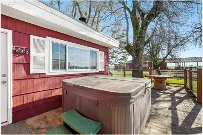 92950 Pitney Ln, Junction City, OR 97448 - Photo 7