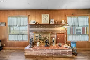 92950 Pitney Ln, Junction City, OR 97448 - Photo 19