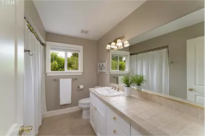 10151 SW Lancaster Rd, Portland, OR 97219 - Photo 27