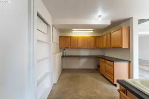 10151 SW Lancaster Rd, Portland, OR 97219 - Photo 33