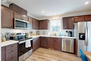 710 N Third St, Westport, WA 98595 - Photo 11