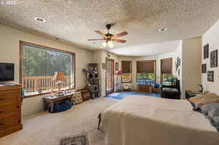 913 Starveout Creek Rd, Azalea, OR 97410 - Photo 15