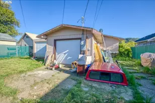 2125 Elm Ave, Reedsport, OR 97467 - Photo 15
