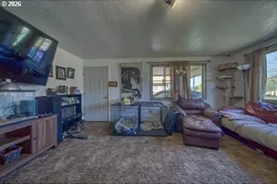 2125 Elm Ave, Reedsport, OR 97467 - Photo 3