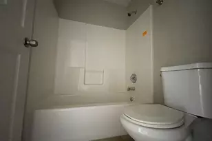 19189 SE Yamhill St, Portland, OR 97233 - Photo 35