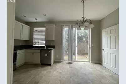 19189 SE Yamhill St #7, Portland, OR 97233 - Photo 17