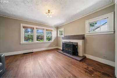 6124 N Vancouver Ave, Portland, OR 97217 - Photo 5
