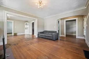 6124 N Vancouver Ave, Portland, OR 97217 - Photo 7
