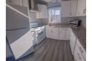 3790 Midway Ave, Salem, OR 97301 - Photo 9