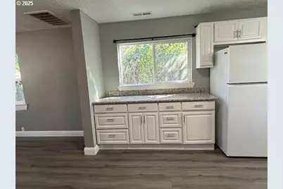 3790 Midway Ave, Salem, OR 97301 - Photo 7