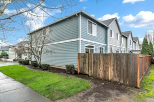 2705 SE 74th Way, Hillsboro, OR 97123 - Photo 3