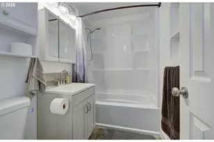 605 Mill St, Kelso, WA 98626 - Photo 13