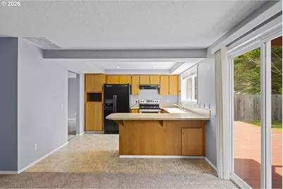 21558 SW Longacre St, Beaverton, OR 97003 - Photo 11
