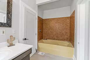 1020 SW E Ave, Corvallis, OR 97333 - Photo 17