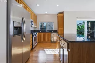 1090 SW 170th Ave, Beaverton, OR 97003 - Photo 7