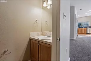 1090 SW 170th Ave, Beaverton, OR 97003 - Photo 11