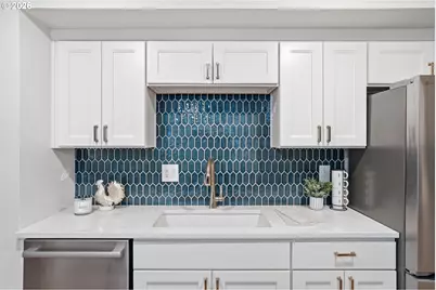 3807 NE 45th St, Vancouver, WA 98661 - Photo 7