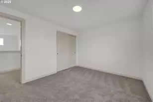 5653 Magnificence Wy, Eugene, OR 97402 - Photo 35