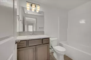 5653 Magnificence Wy, Eugene, OR 97402 - Photo 39