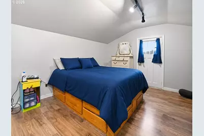 1525 S 2nd St, Lebanon, OR 97355 - Photo 11