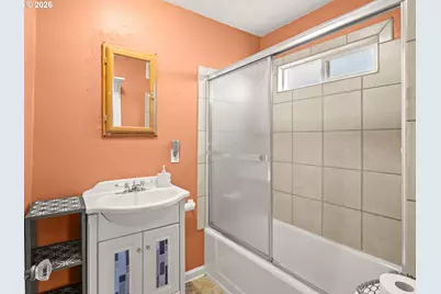 7448 SE 51st Ave, Portland, OR 97206 - Photo 15