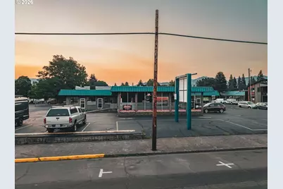 1203 12th St, Hood River, OR 97031 - Photo 5