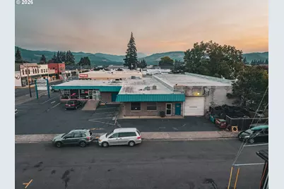 1203 12th St, Hood River, OR 97031 - Photo 7