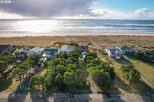 26580 Beach Dr, Rockaway Beach, OR 97136 - Photo 39