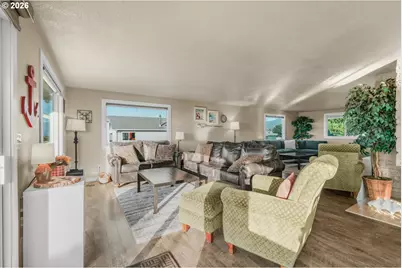 26580 Beach Dr, Rockaway Beach, OR 97136 - Photo 19